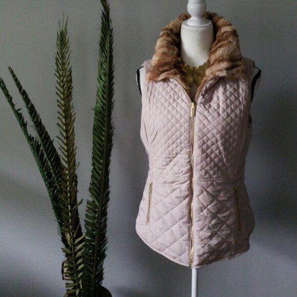 Calvin Klein brown and tan faux fur reversible quilted vest - Picture 4 of 7
